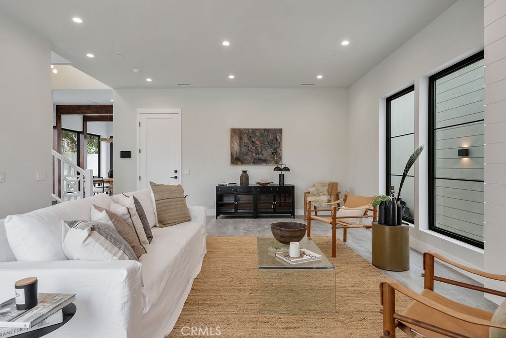 603 Huntington Street