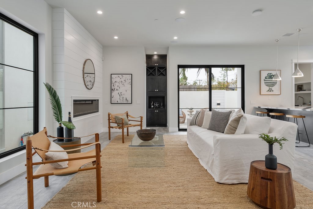 603 Huntington Street