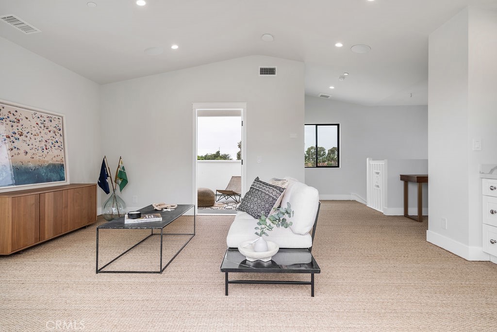 603 Huntington Street