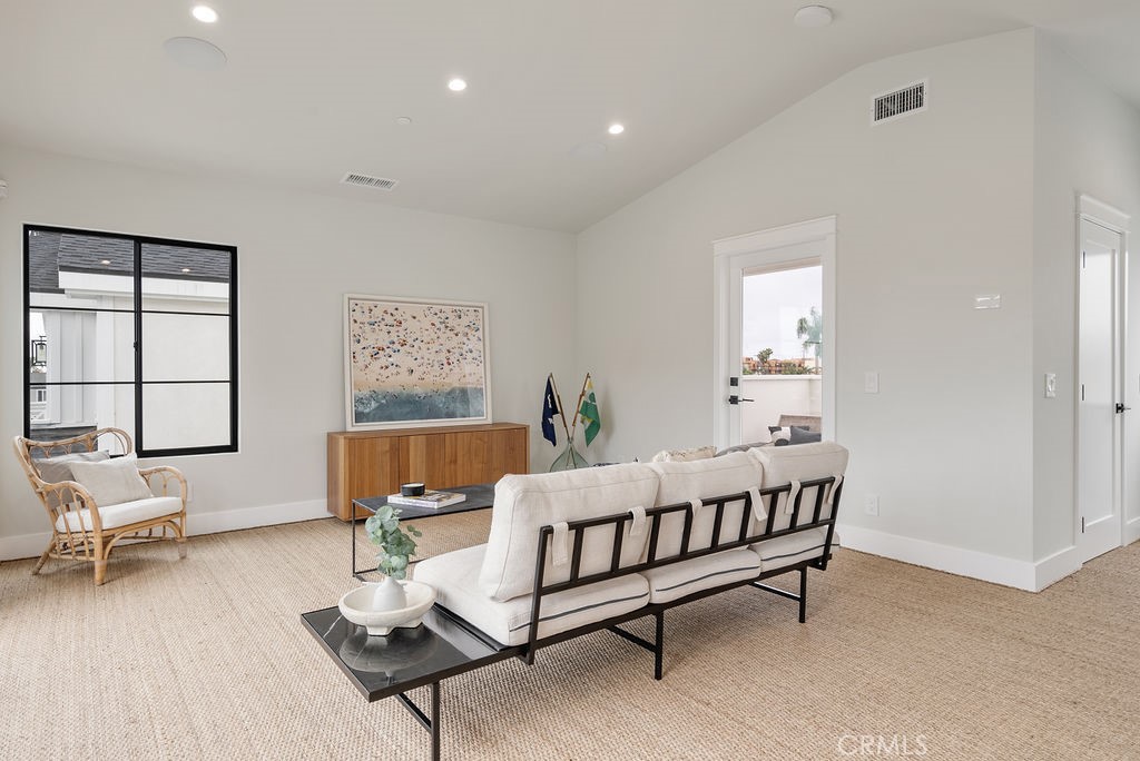 603 Huntington Street