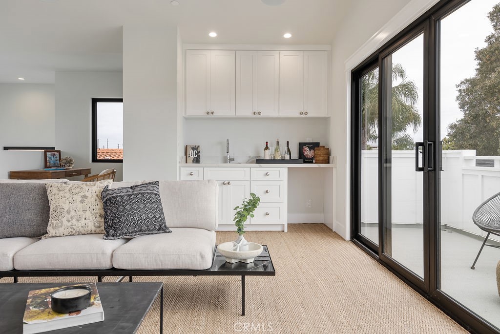 603 Huntington Street