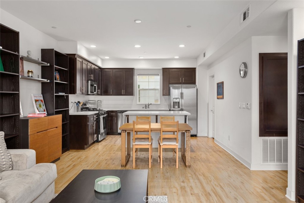 1226 S Macduff Street