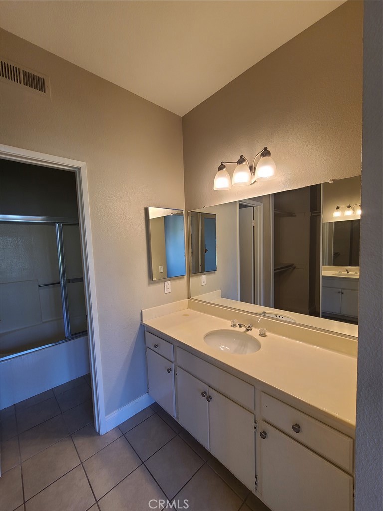 19431 Rue De Valore 11B