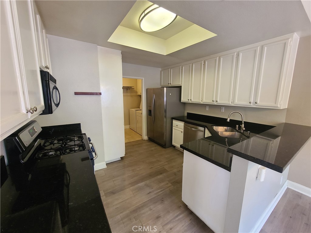 19431 Rue De Valore 11B