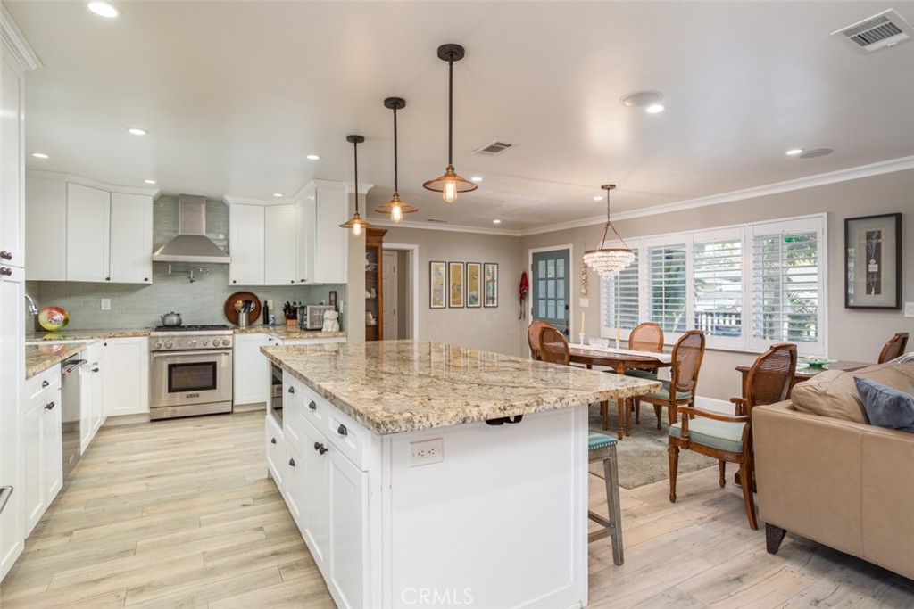 944 Cedar Place