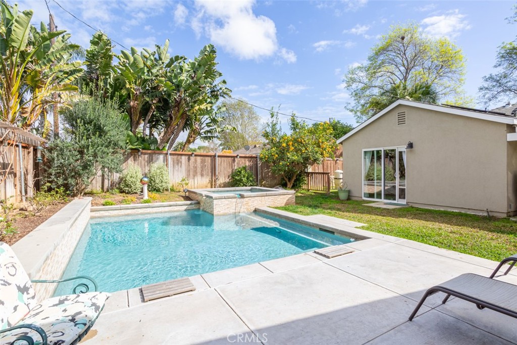 944 Cedar Place