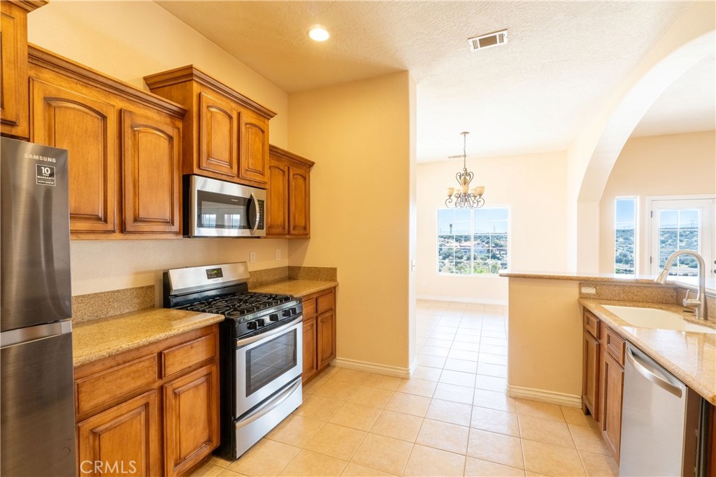 8165 Arrowhead Road