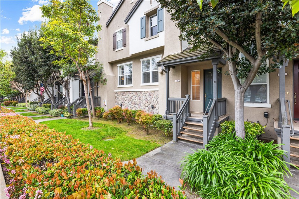 17 Tulare Drive