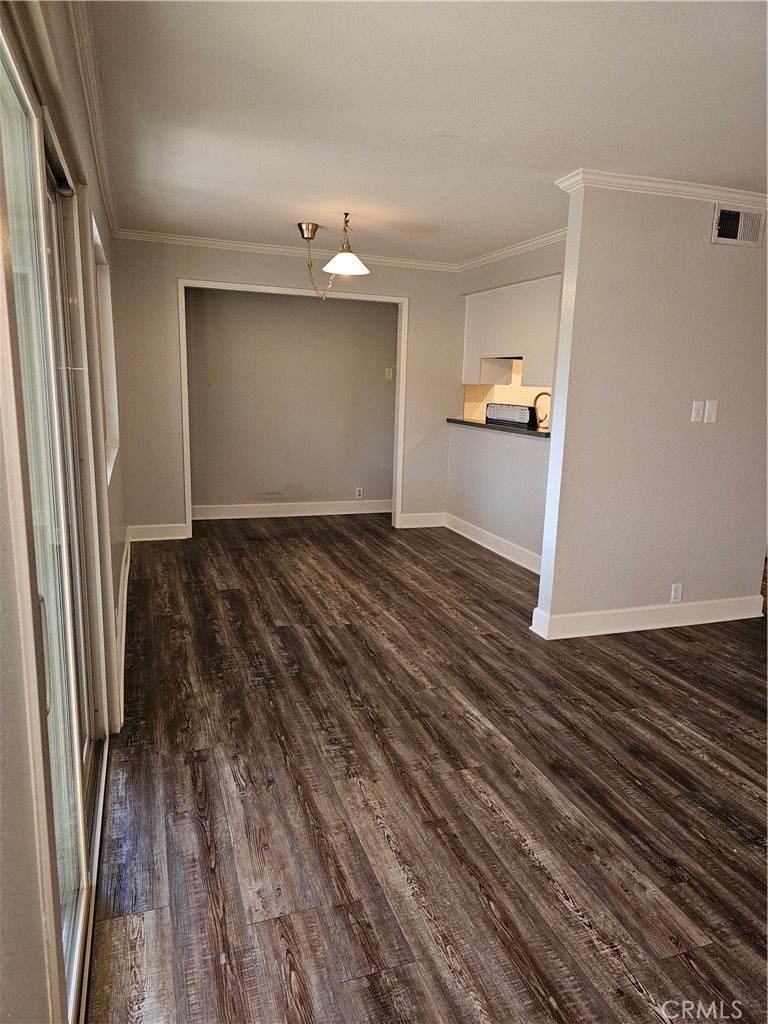 19215 Shoreline Lane 8