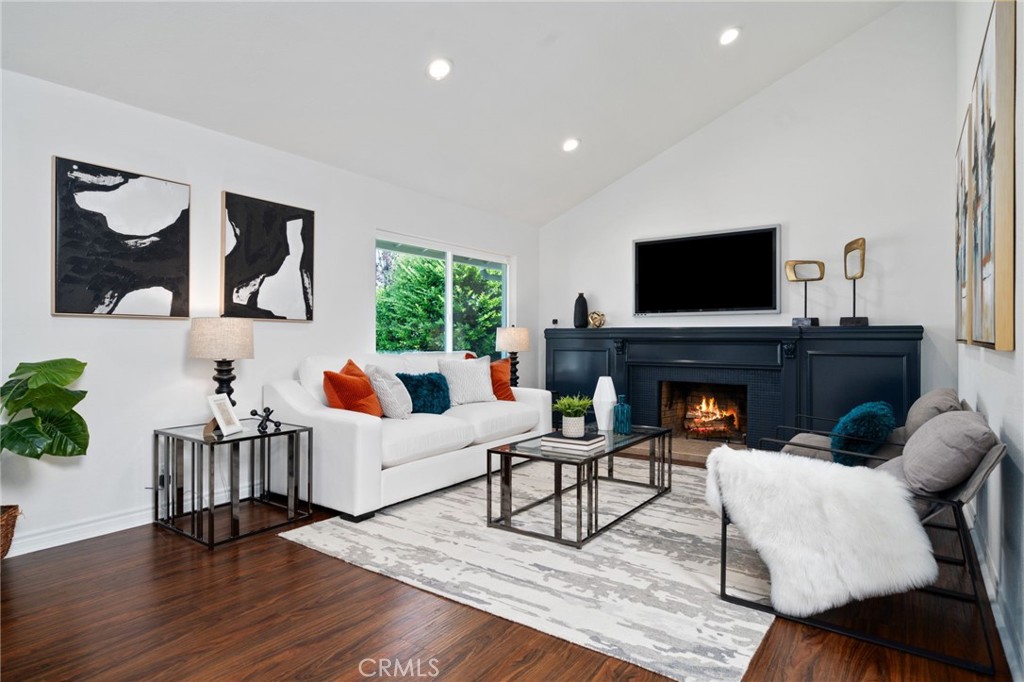 5962 Walnut Creek Road