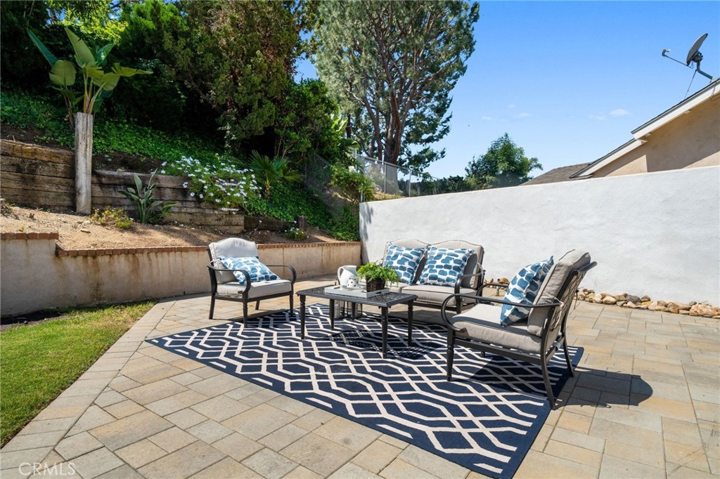 5962 Walnut Creek Road