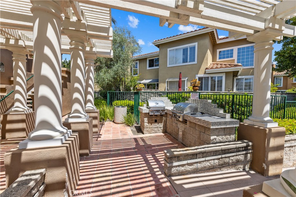 88 Matisse Circle 96