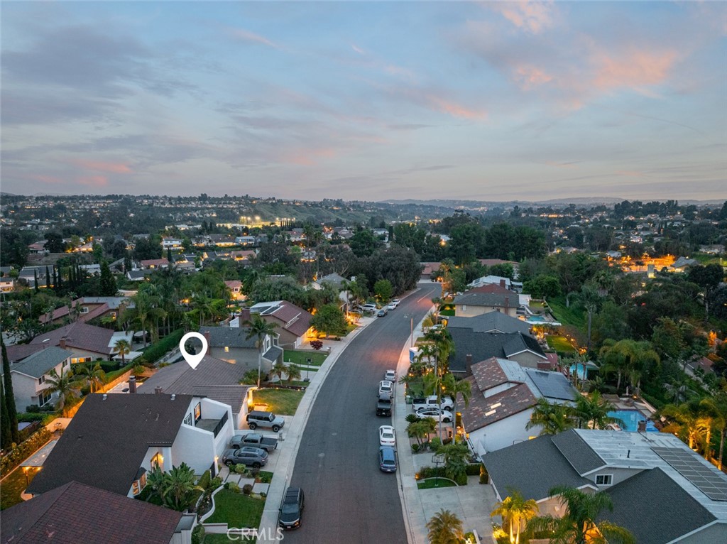 24362 Via San Clemente