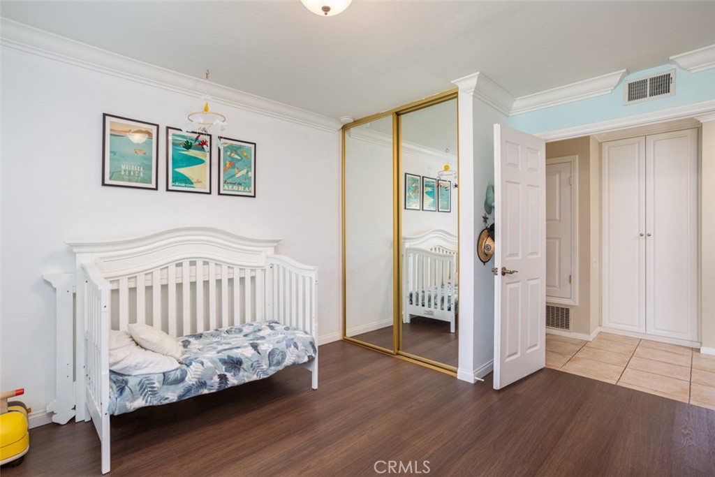 24362 Via San Clemente