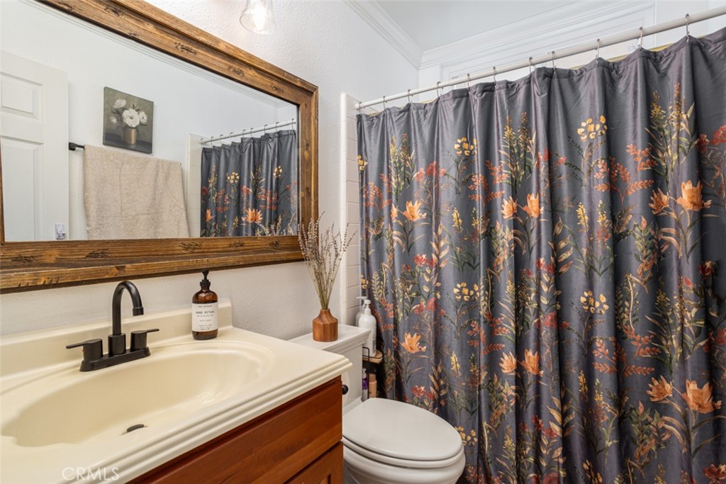 24362 Via San Clemente