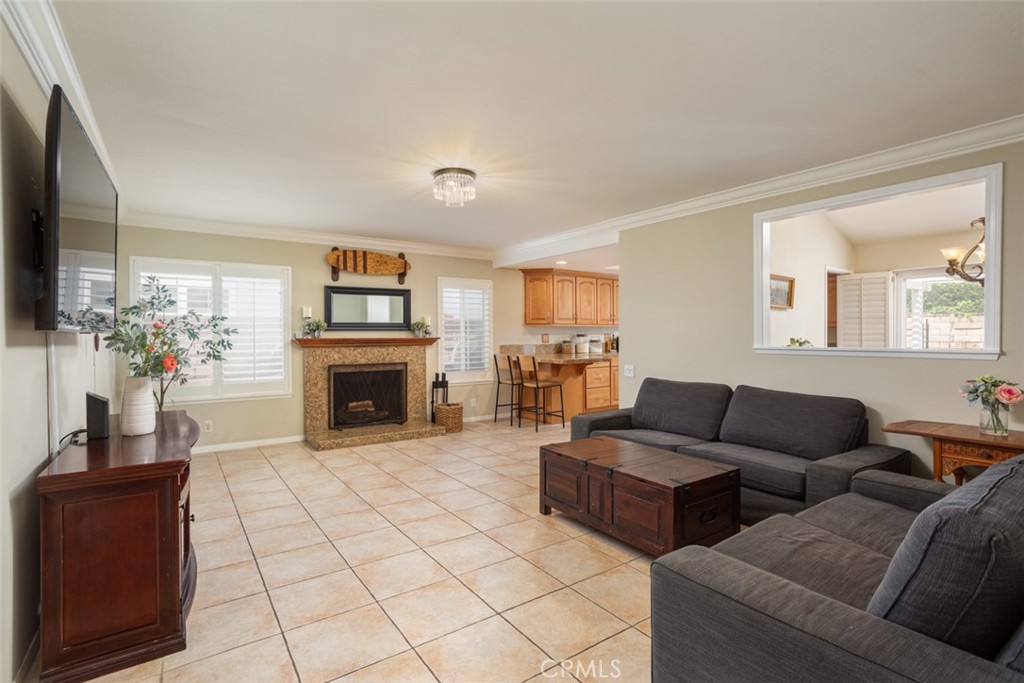 24362 Via San Clemente