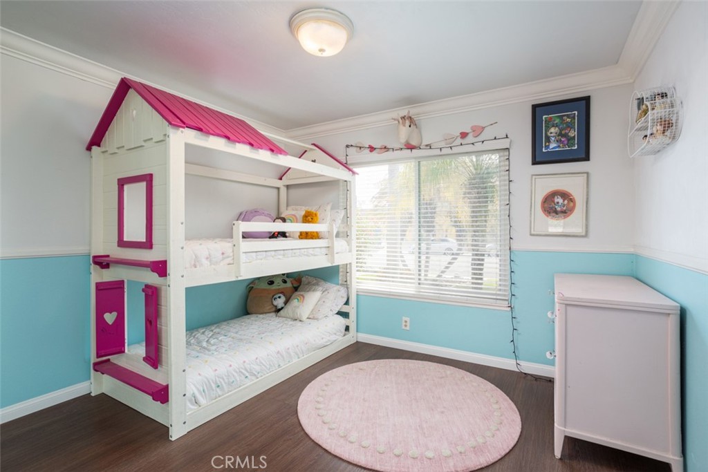 24362 Via San Clemente