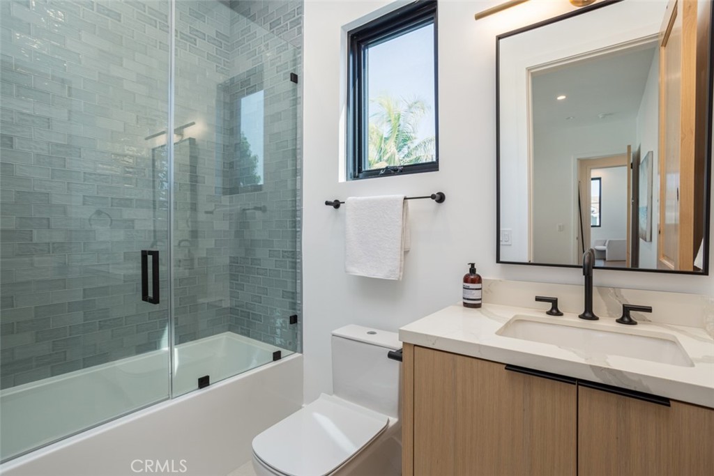 1829 Port Sheffield Place