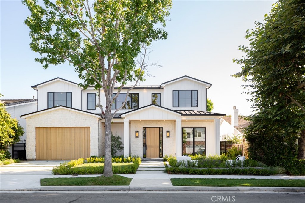 1829 Port Sheffield Place