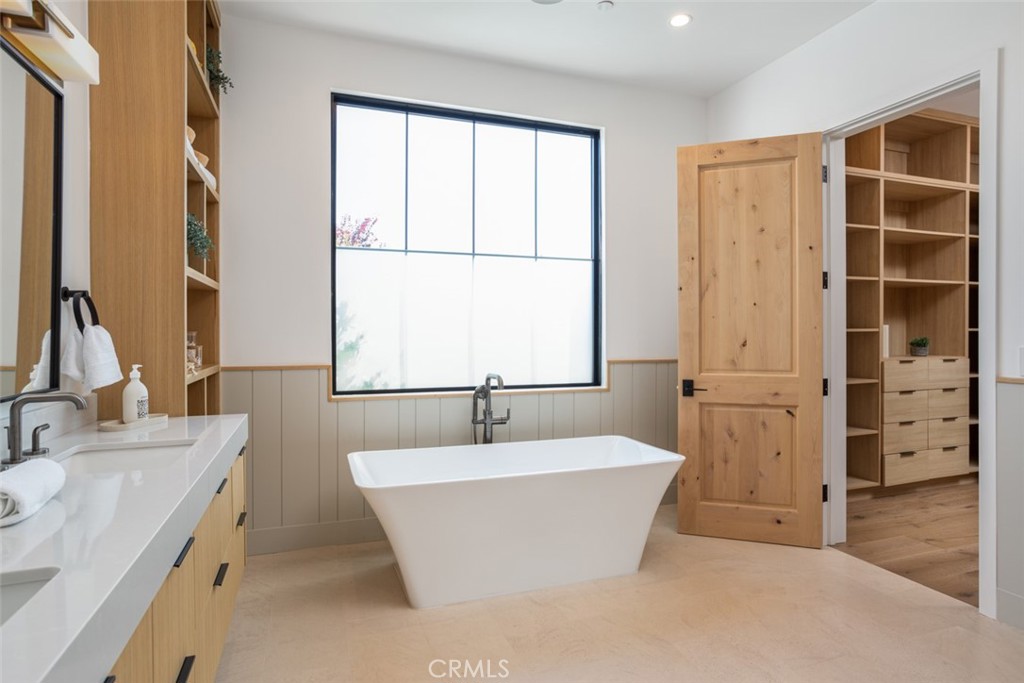 1829 Port Sheffield Place