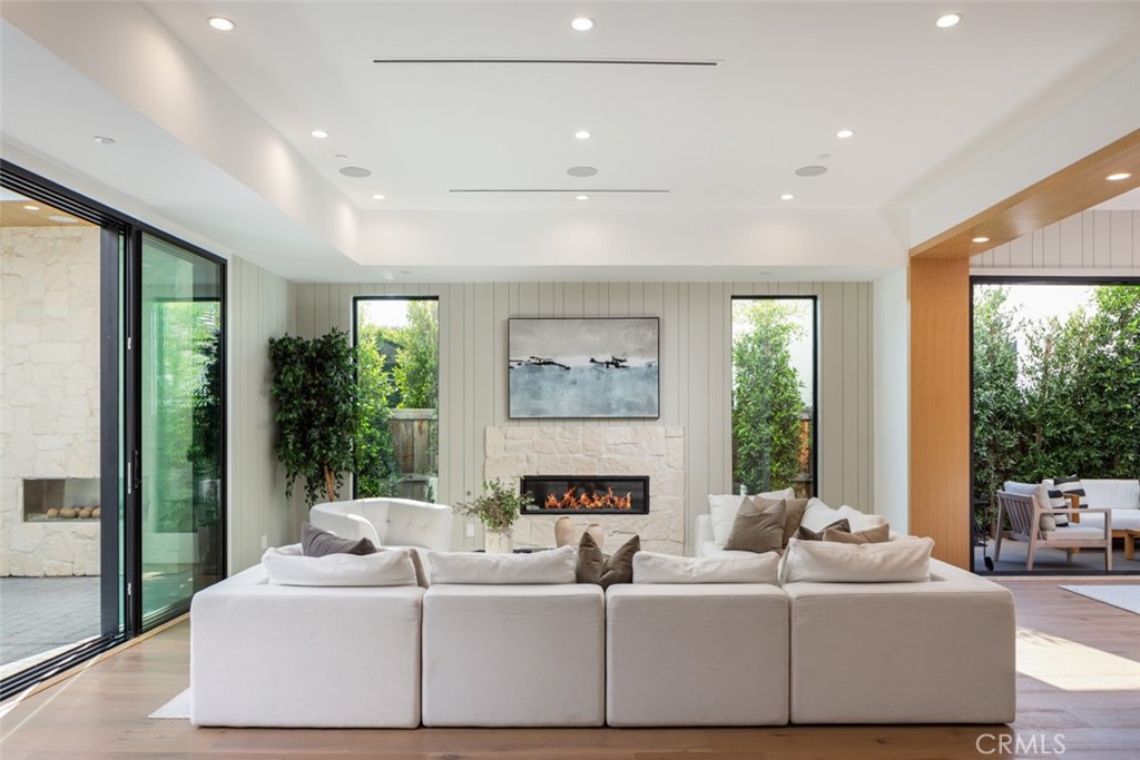 1829 Port Sheffield Place