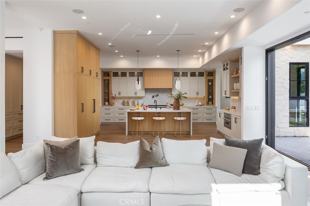 1829 Port Sheffield Place