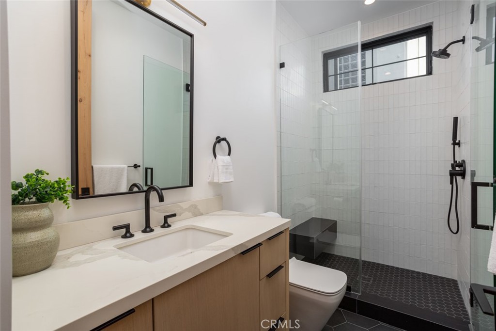 1829 Port Sheffield Place