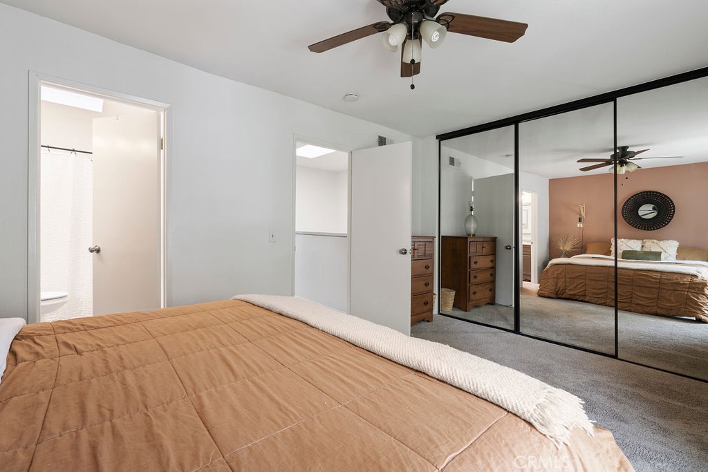 285 N Singingwood Street 3