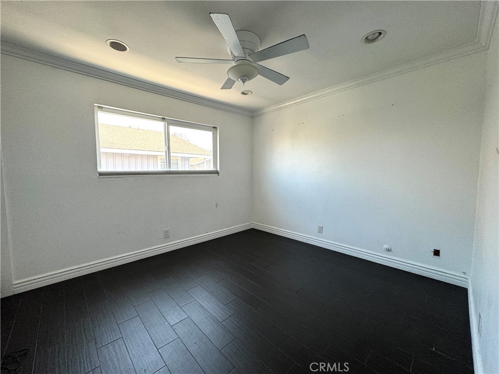 345 University Drive F4