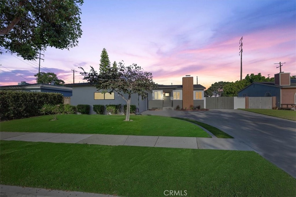 1413 S Sherrill Street