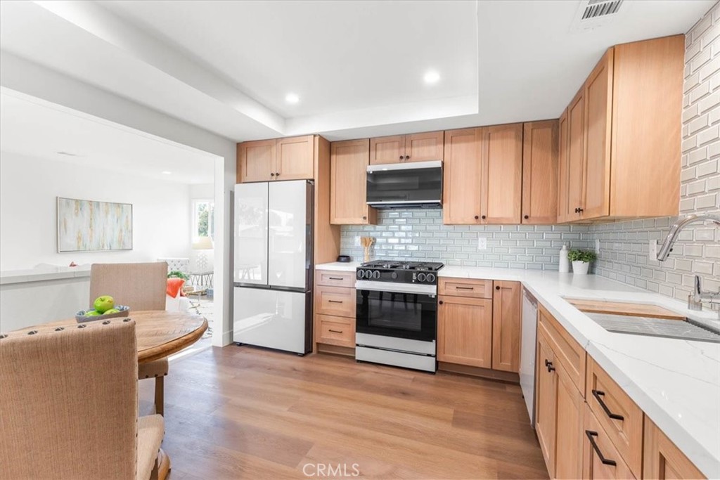 1413 S Sherrill Street