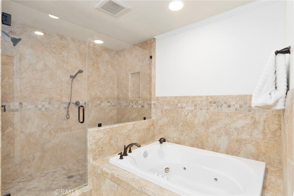 3106 E Trenton Avenue