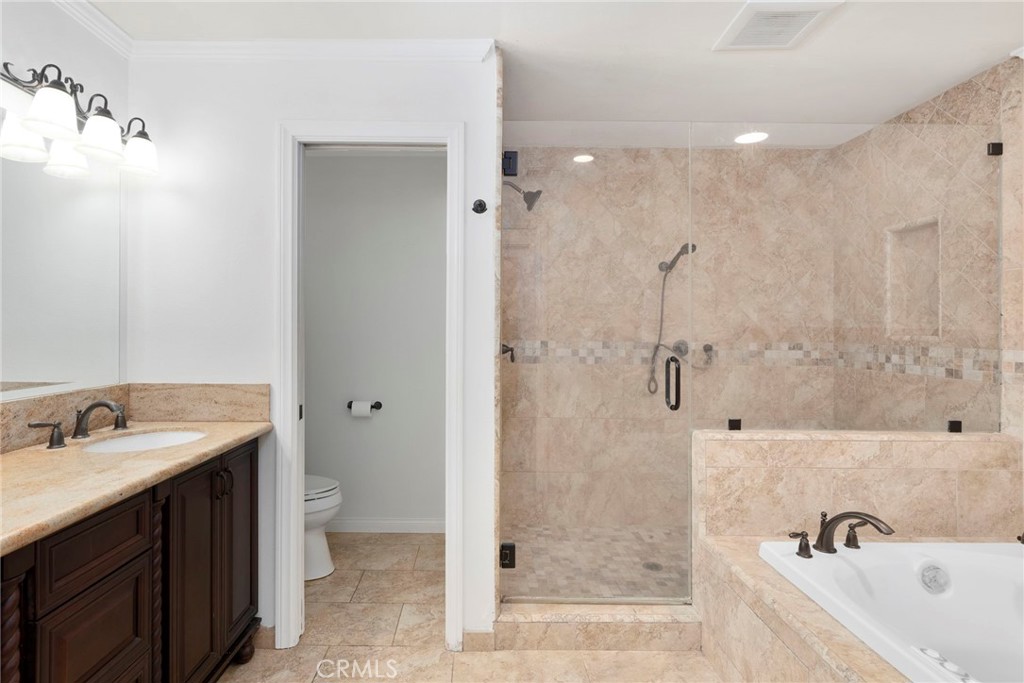 3106 E Trenton Avenue