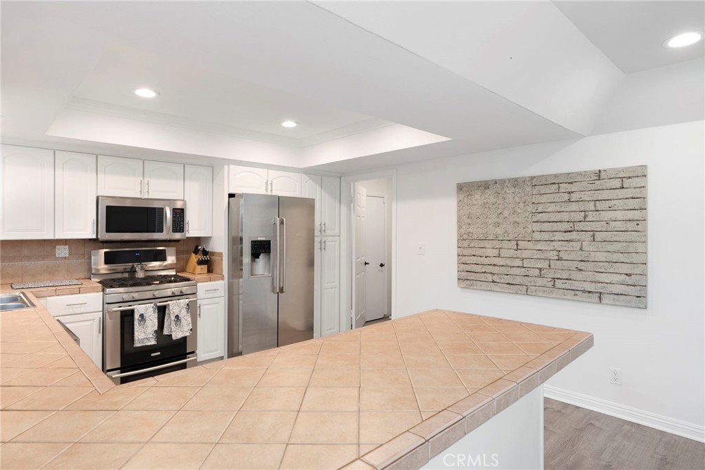 3106 E Trenton Avenue