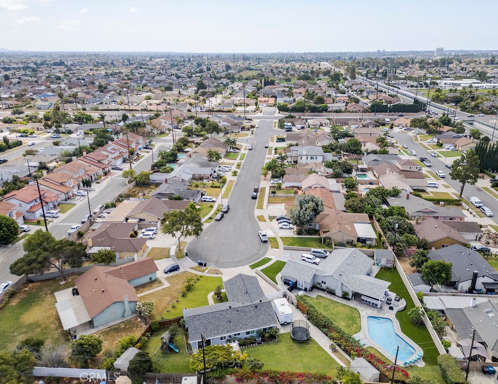 15352 Nantucket Street