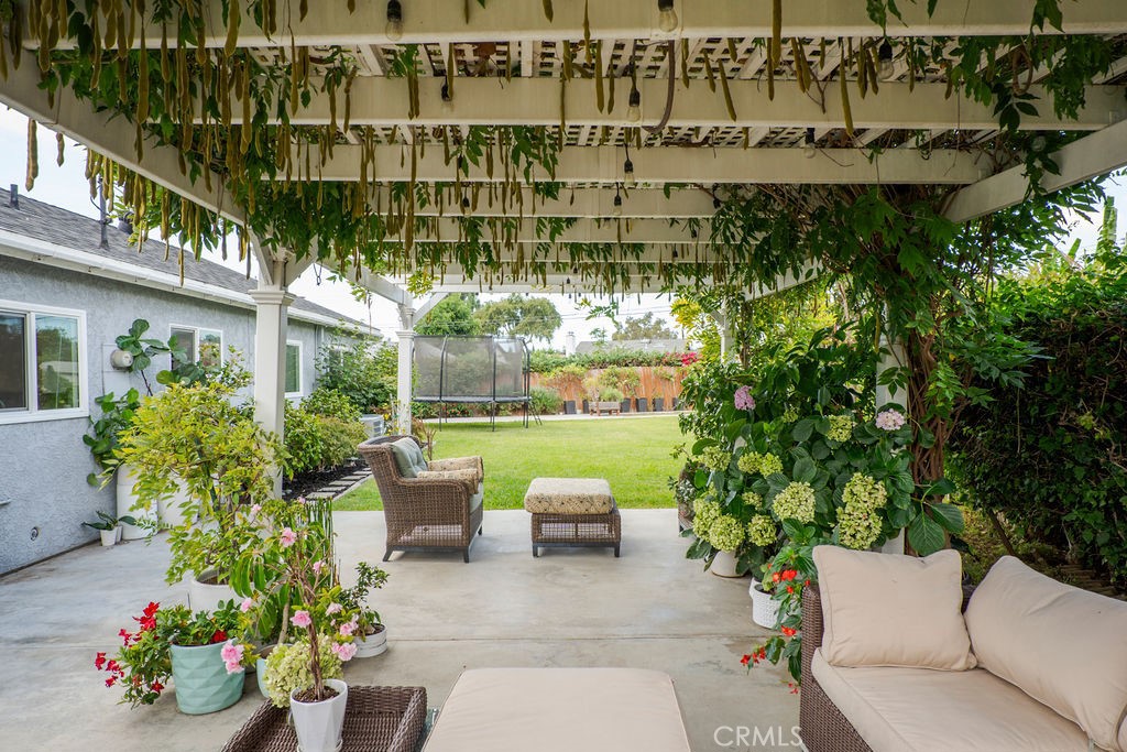 15352 Nantucket Street