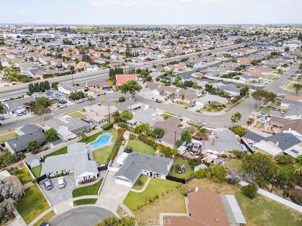 15352 Nantucket Street