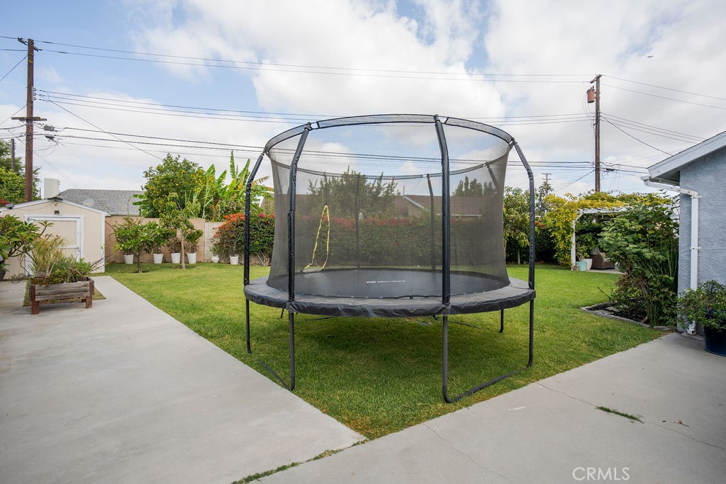 15352 Nantucket Street