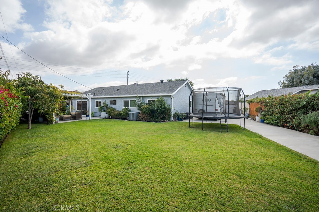 15352 Nantucket Street