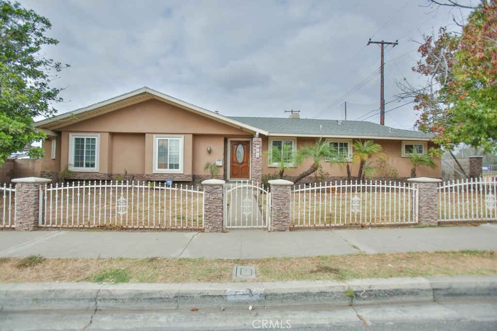 841 E Meats Avenue