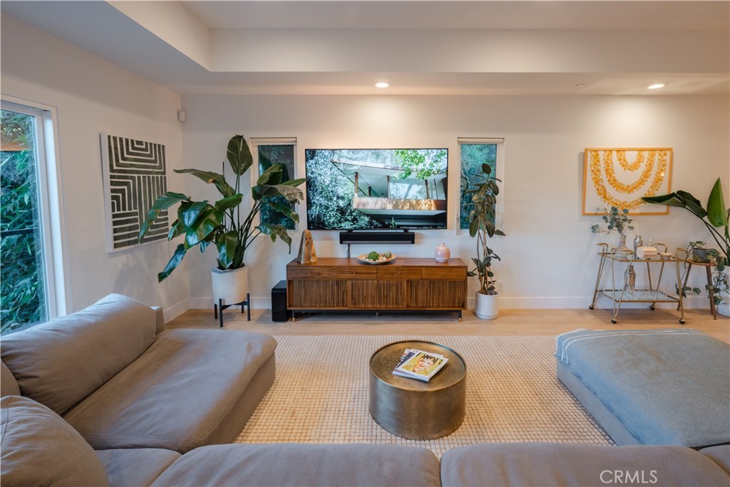 1631 Bridgeport Drive