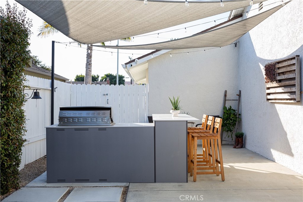 20092 Shorewood Circle