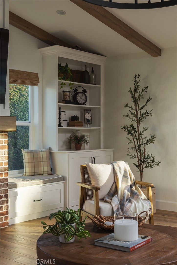 20092 Shorewood Circle