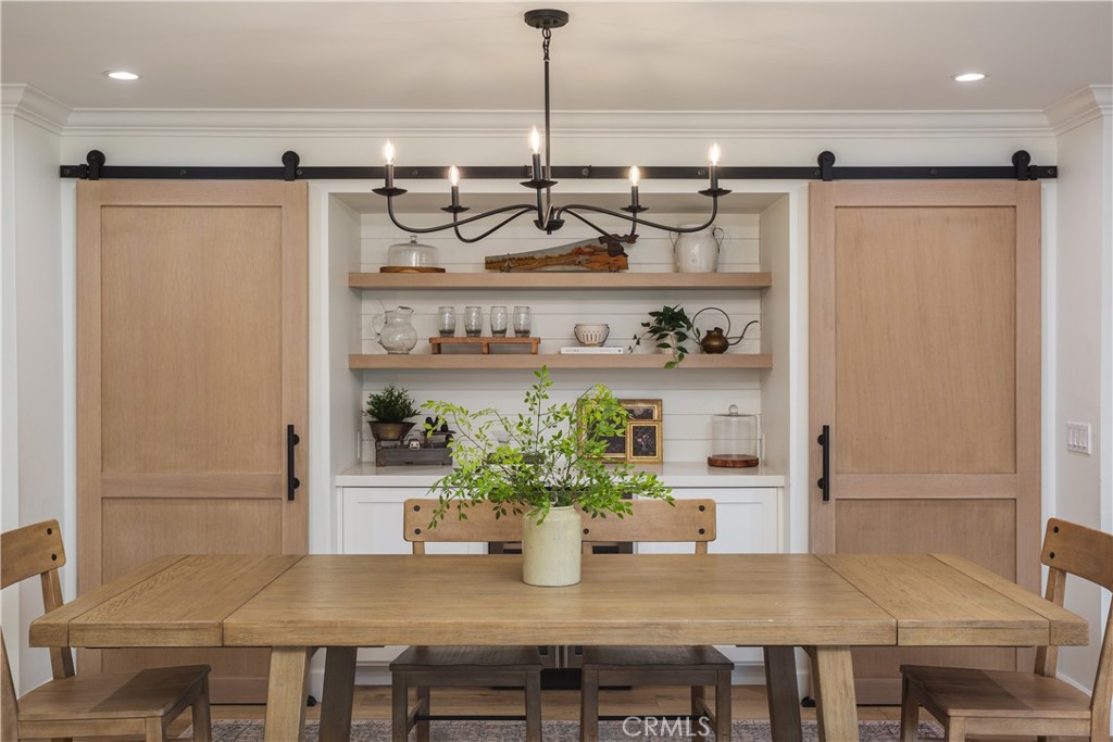 20092 Shorewood Circle