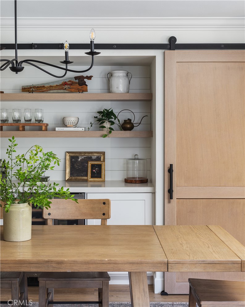 20092 Shorewood Circle