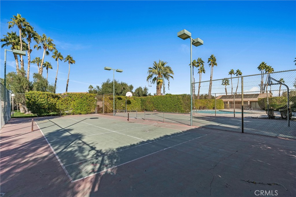 47395 Monroe Street #102