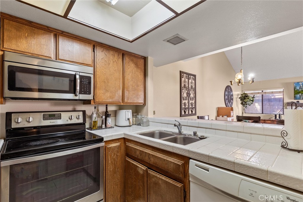 47395 Monroe Street #102