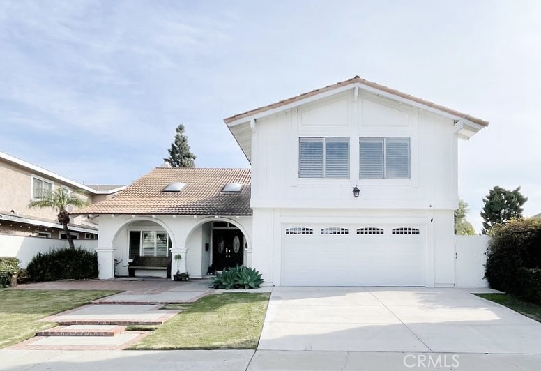 1096 Tulare Drive