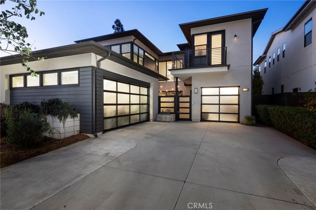 1658 Murano Place