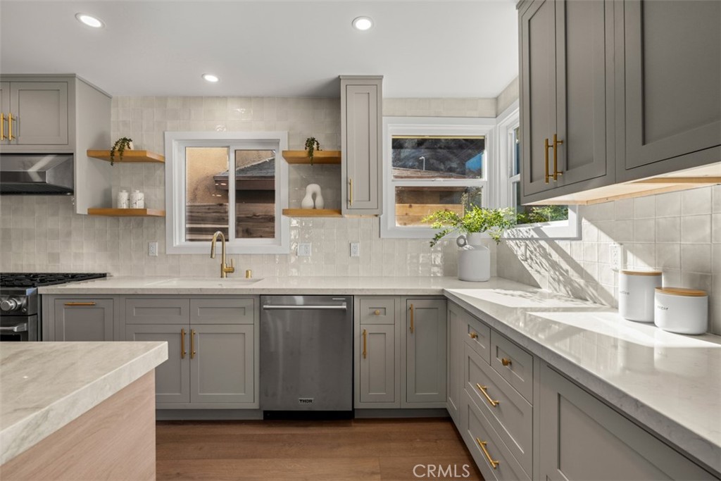 2224 Riverdale Avenue